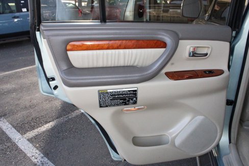 Used 2003 Lexus LX 470 4WD image 47