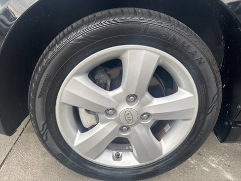Used 2009 Kia Spectra SX image 23
