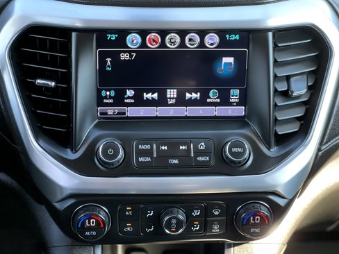 Used 2018 GMC Acadia SLT w/ LPO, Floor Liner Package image 15