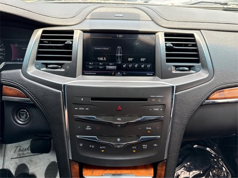 Used 2014 Lincoln MKS w/ Equipment Group 101A image 15