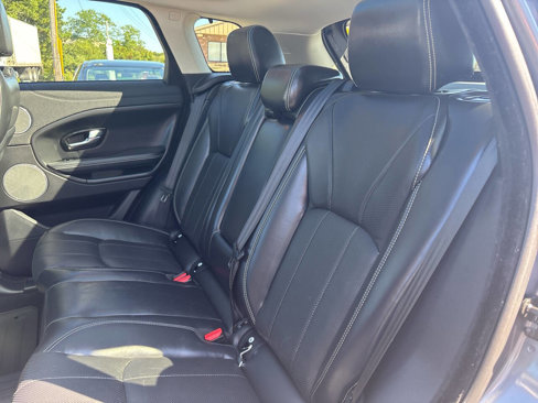 Used 2016 Land Rover Range Rover Evoque HSE image 24