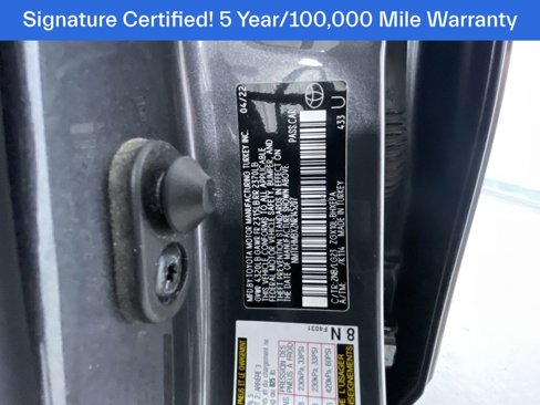 Used 2022 Toyota C-HR Limited image 15