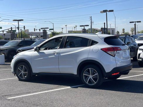 Used 2021 Honda HR-V EX-L image 4