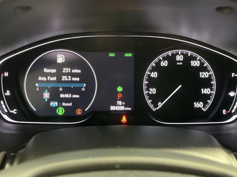 Used 2018 Honda Accord Sport image 17