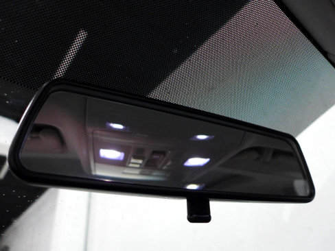 Used 2022 Volkswagen Taos SE w/ Panoramic Sunroof Package image 54