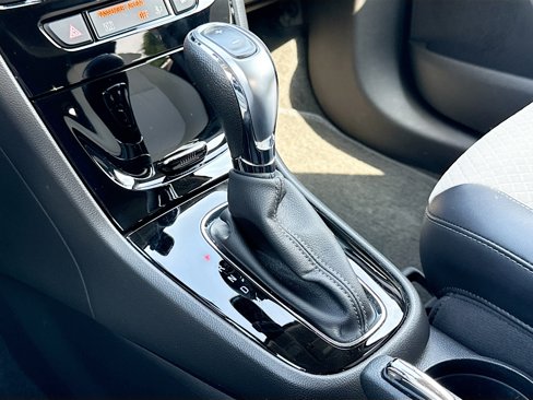 Certified 2022 Buick Encore Preferred w/ Safety Package image 16