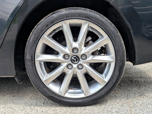 Used 2017 MAZDA MAZDA3 Touring image 8