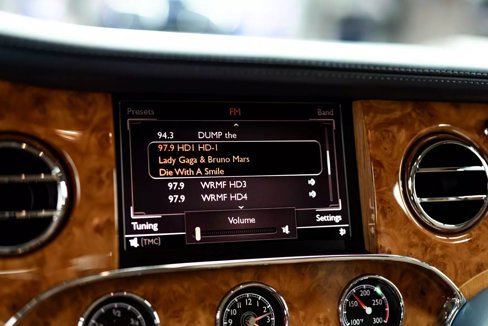 Used 2011 Bentley Mulsanne image 34