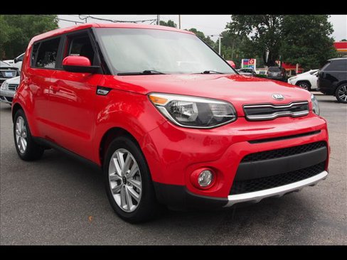 Used 2019 Kia Soul + image 7