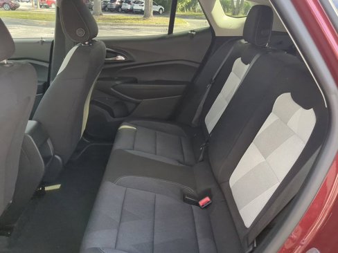 Used 2025 Chevrolet Trax LS image 13