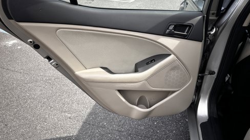 Used 2013 Kia Optima LX image 24