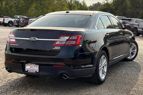 Used 2018 Ford Taurus SEL w/ Equipment Group 201A image 5