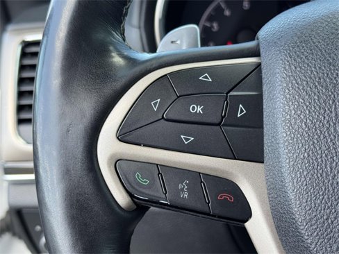 Used 2014 Jeep Grand Cherokee Overland w/ Advanced Technology Group image 9