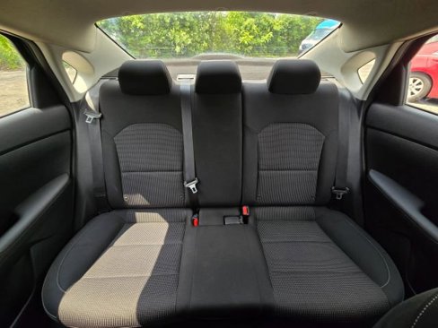 Used 2019 Kia Forte LXS image 17
