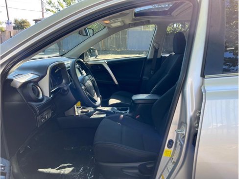 Used 2013 Toyota RAV4 XLE image 3