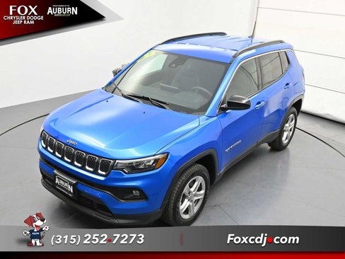Used 2023 Jeep Compass Latitude w/ Convenience Group image 30