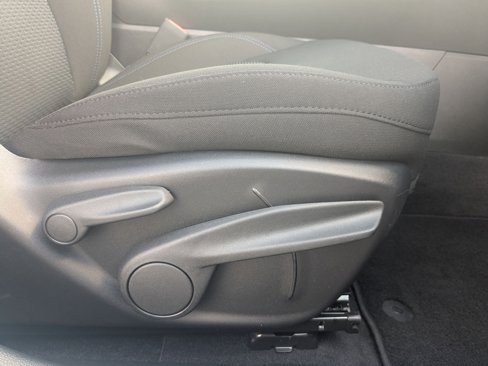 Used 2024 Jeep Compass Sport image 30