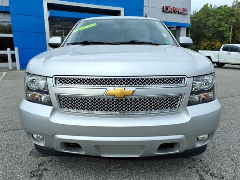 Used 2013 Chevrolet Suburban LT image 9