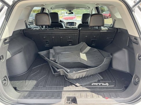 Used 2022 GMC Terrain AT4 w/ Tech Package image 14