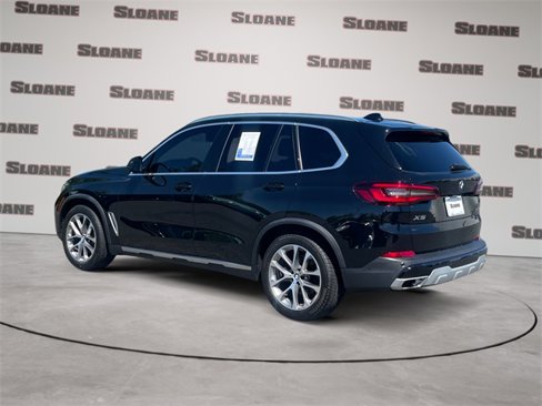 Used 2022 BMW X5 xDrive40i w/ Luxury Seating Package image 3