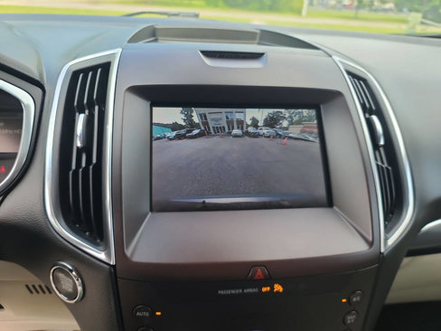 Used 2020 Ford Edge Titanium image 29