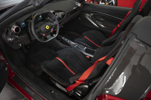 Used 2021 Ferrari F8 Tributo image 40