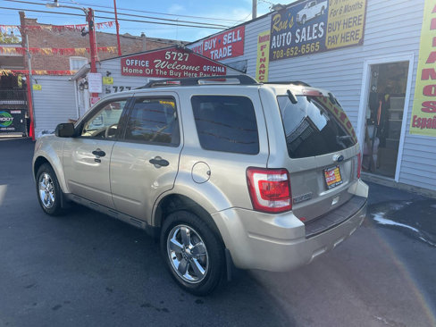 Used 2011 Ford Escape XLT w/ 201A Rapid Spec Order Code image 7