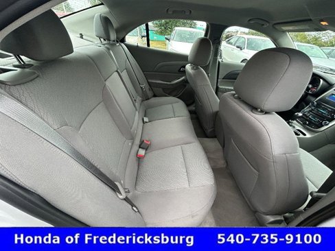 Used 2015 Chevrolet Malibu LS image 31