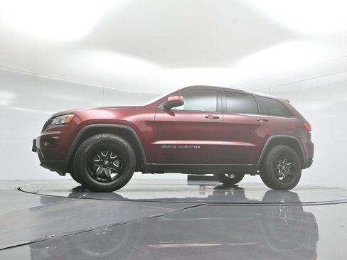 Used 2017 Jeep Grand Cherokee Laredo image 8