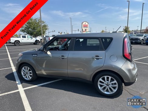 Used 2019 Kia Soul + image 4