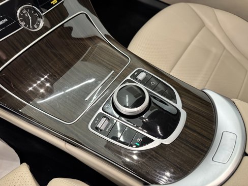 Used 2019 Mercedes-Benz C 300 Sedan image 14