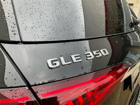 Used 2021 Mercedes-Benz GLE 350 4MATIC w/ Premium Package image 10
