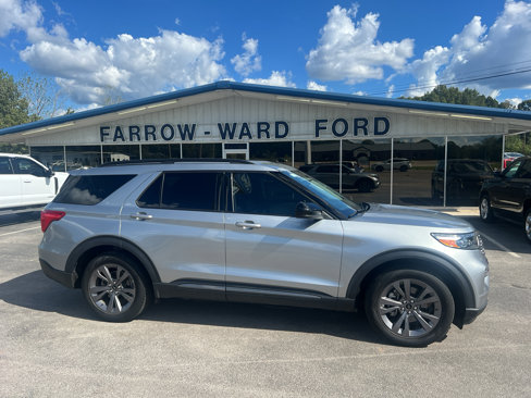 Used 2022 Ford Explorer XLT w/ Equipment Group 202A image 1