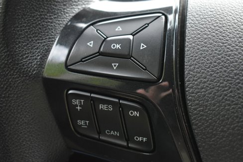 Used 2018 Ford Explorer XLT w/ Equipment Group 202A image 21