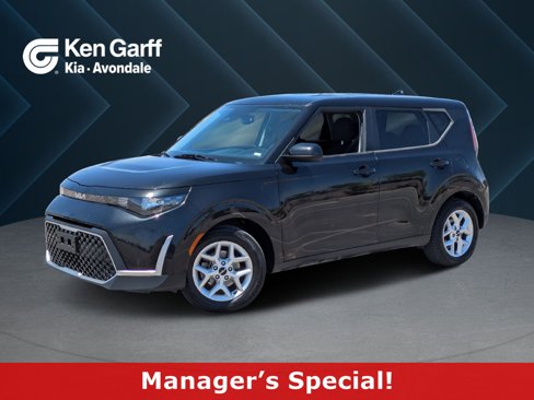 Used 2023 Kia Soul S image 1