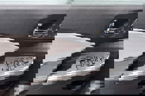 Used 2016 Honda CR-V Touring image 12