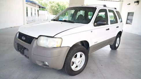 Used 2001 Ford Escape XLT image 3