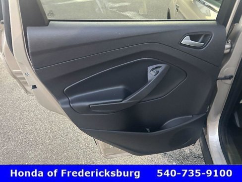 Used 2018 Ford Escape SE w/ SE Sync 3 Package image 14