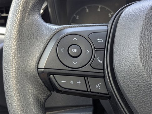 Used 2024 Toyota Corolla LE image 29