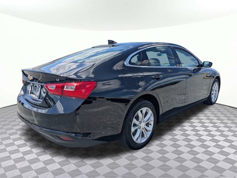 Used 2024 Chevrolet Malibu LT image 3