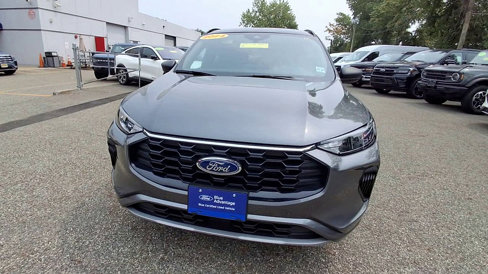 Certified 2024 Ford Escape ST-Line image 3