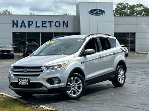 Used 2018 Ford Escape SE w/ SE Sync 3 Package image 2