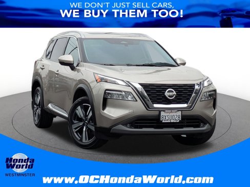 Used 2021 Nissan Rogue SL image 1