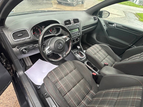 Used 2012 Volkswagen Golf 4-Door image 10
