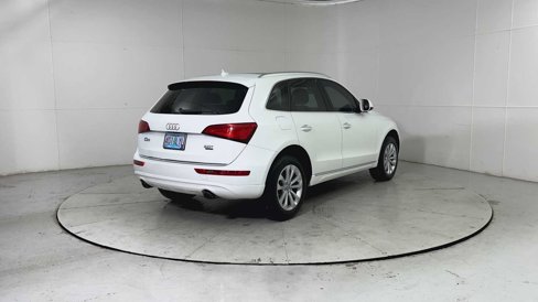 Used 2016 Audi Q5 2.0T Premium image 2
