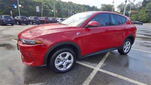Certified 2024 Dodge Hornet GT image 4