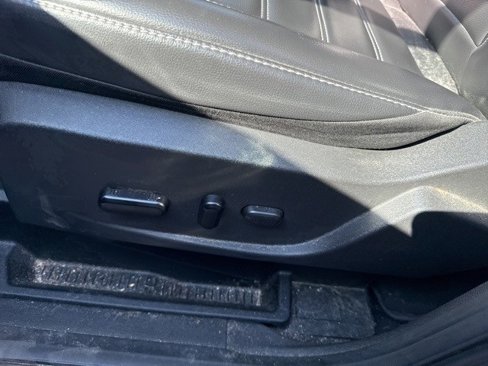 Used 2019 Ford Escape SEL image 20