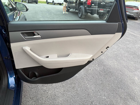 Used 2018 Hyundai Sonata SE image 17