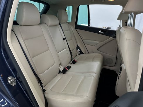 Used 2016 Volkswagen Tiguan S image 22