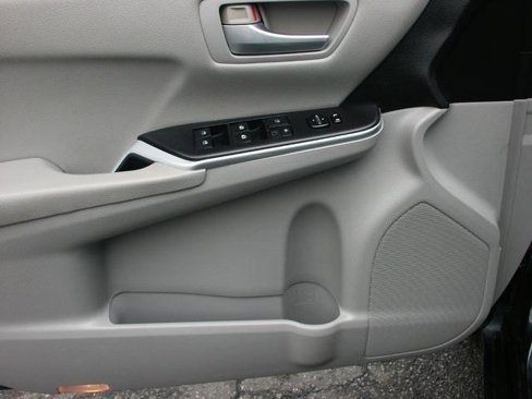 Used 2015 Toyota Camry SE image 13